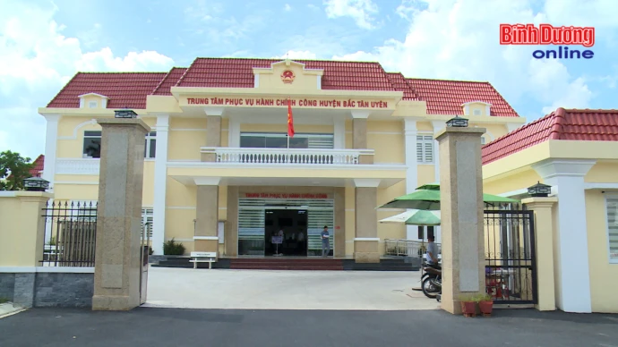 Huyện Bắc Tân Uyên: Nỗ lực hướng dẫn người dân thực hiện thủ tục hành chính trên nền tảng số
