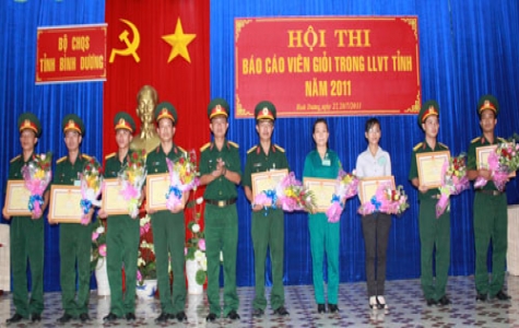 Bộ chỉ huy quân sự tỉnh:  Tổ chức hội thi báo cáo viên giỏi