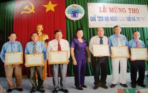 Phát huy tinh thần tương thân, tương ái