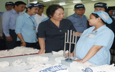 Phó Chủ tịch nước Nguyễn Thị Doan: Cần tăng cường đối thoại doanh nghiệp và công nhân