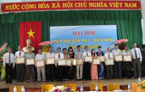 Hiệp hội Sơn mài – Điêu khắc Bình Dương đại hội lần thứ II nhiệm kỳ 2011-2016