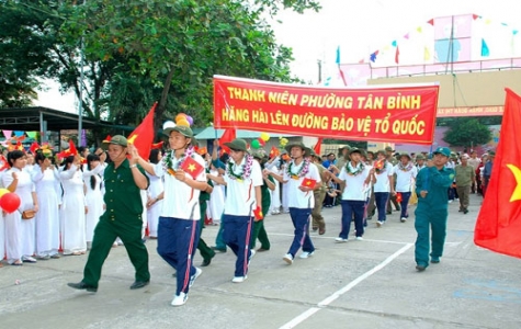 Nữ quân nhân mới tiếp nối truyền thống anh hùng