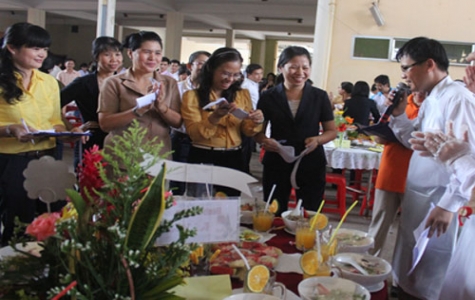 Hội thi “Nghệ thuật nấu ăn và trò chơi dân gian”: Khối Văn phòng Bưu điện tỉnh đoạt giải nhất nấu ăn