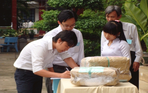 Ngày đầu tiên thi tốt nghiệp THPT: Nghiêm túc, đúng quy chế