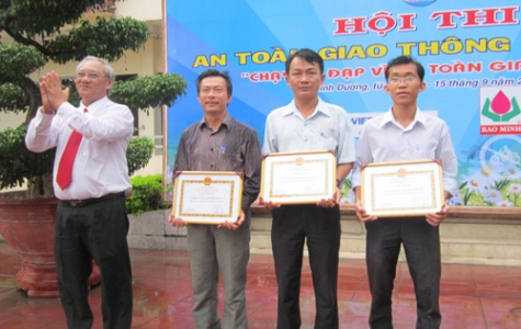 Tổng kết hội thi An toàn giao thông năm 2012