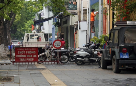 “Cách chức trưởng công an nếu để vỉa hè lộn xộn”