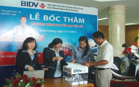 Chi nhánh BIDV Nam Bình Dương tổ chức bốc thăm trúng thưởng chương trình khuyến mãi “May mắn ngập tràn – Muôn vàn hạnh phúc”