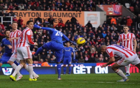 Đè bẹp Stoke City, Chelsea trở lại top 3