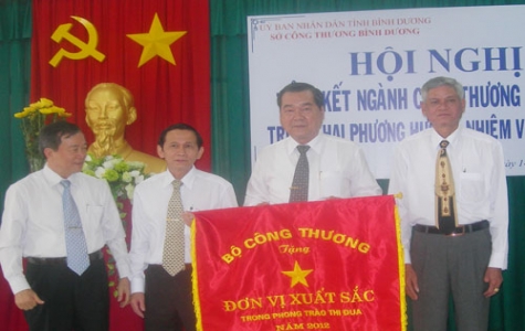 Ngành Công thương: Đạt hiệu quả cao trong quản lý, phát triển công nghiệp, thương mại