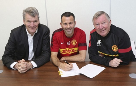 Ryan Giggs gia hạn thêm 1 năm hợp đồng với MU