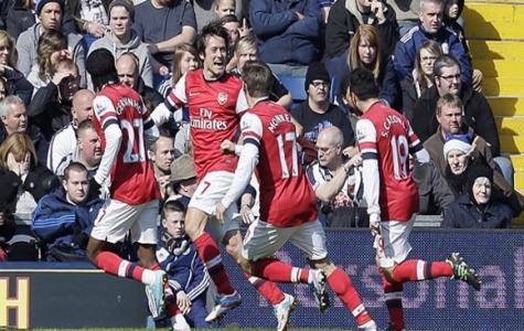 Rosicky giúp Arsenal nuôi hy vọng Champions League