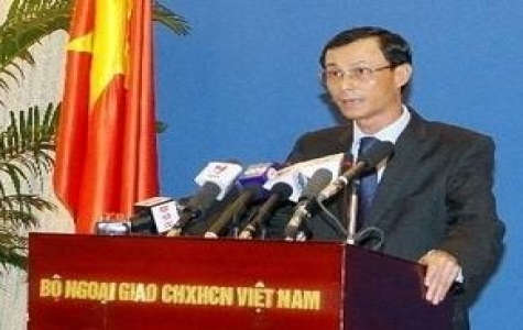 Phản đối việc Trung Quốc cấm bắt cá ở Biển Đông