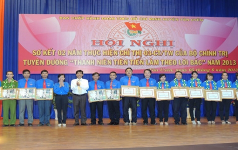 Tân Uyên tuyên dương 107 thanh niên tiên tiến làm theo Bác