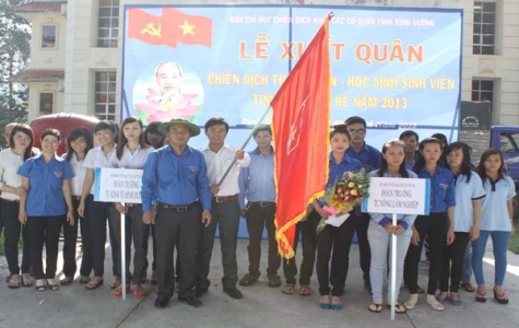 Ra quân chiến dịch tình nguyện hè năm 2013