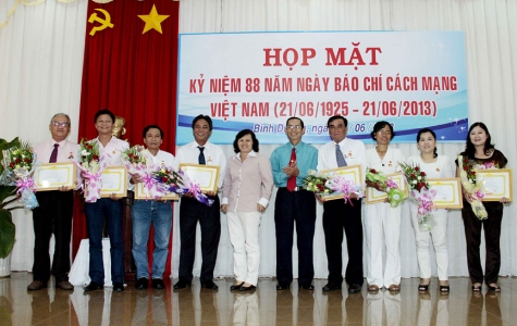 Họp mặt kỷ niệm 88 năm Ngày Báo chí cách mạng Việt Nam