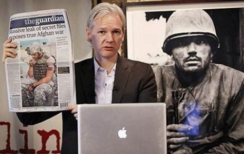 Tình nguyện viên Wikileaks là điệp viên của FBI