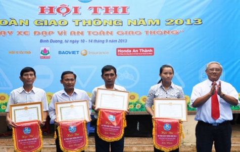 Bế mạc Hội thi An toàn giao thông khối trường học năm 2013