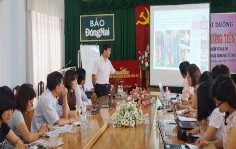 Khai mạc lớp “Làm báo đa phương tiện”