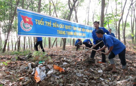 Phát triển Đảng trong thanh niên nông thôn:  Khó hay không khó?