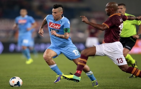 Hạ Napoli, AS Roma giữ vững ngôi đầu Serie A