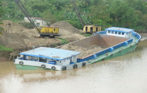 “Nhức nhối” nạn trộm cát trên sông Đồng Nai