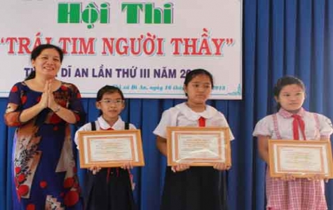 Hội thi viết về “Trái tim người thầy” Tx.Dĩ An năm 2013: Nguyễn Bùi Xuân Ánh đoạt 2 giải nhất