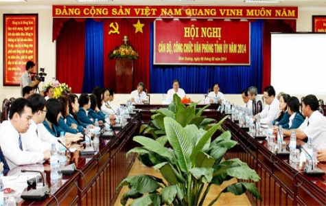 Văn phòng Tỉnh ủy tổ chức hội nghị cán bộ, công chức năm 2014