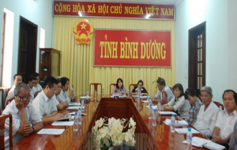 Phó Thủ tướng Chính phủ Hoàng Trung Hải: Cần khẩn trương quyết liệt phòng chống dịch cúm gia cầm