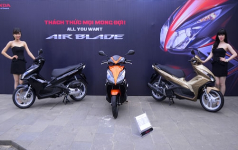 Honda Air Blade 125 thêm màu mới giá không đổi