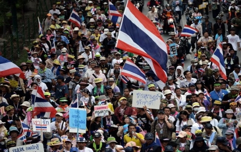 Hàng nghìn người biểu tình ở Bangkok phản đối chính phủ