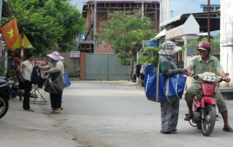 Xung quanh việc rao bán thuốc đông y trị bách bệnh:  Người dân không nên sử dụng!