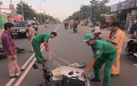 Đội An toàn giao thông và Dịch vụ công ích:  Xung kích bảo vệ an toàn giao thông