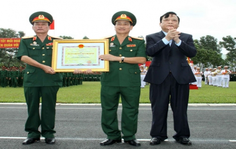 Quân đoàn 4 kỷ niệm 40 năm thành lập và đón nhận Huân chương Hồ Chí Minh