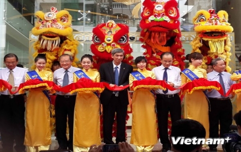 Khai trương trung tâm vàng bạc đá quý SJC lớn nhất phía Nam