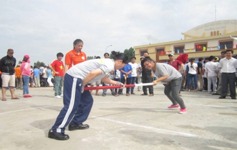 Những người bạn của thanh niên công nhân