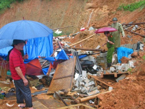 Hoàn lưu bão số 3 khiến 8 người chết, hàng nghìn hecta lúa bị ngập úng