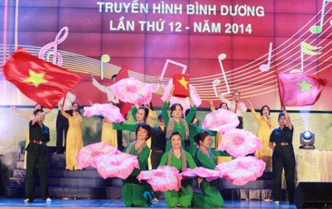 Liên hoan Tiếng hát người cao tuổi truyền hình Bình Dương lần thứ 12: CLB Giai điệu Quê hương đoạt giải nhất