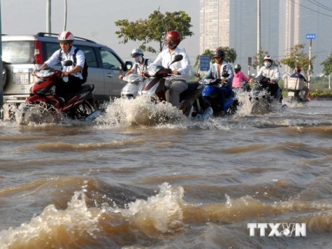 Vì an toàn, hồ Dầu Tiếng buộc phải xả lũ xuống sông Sài Gòn