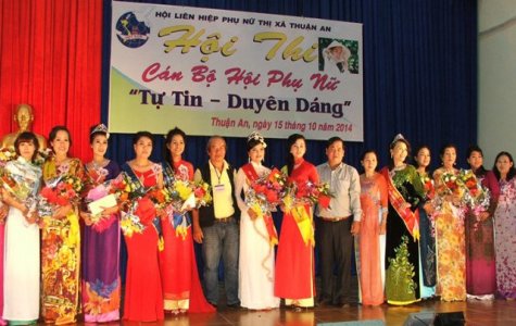 Hội thi cán bộ nữ “Tự tin - Duyên dáng”