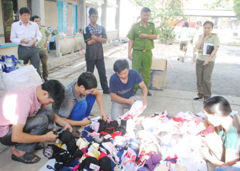 Tập trung kiểm tra tình hình sản xuất kinh doanh hàng hóa dịp cuối năm