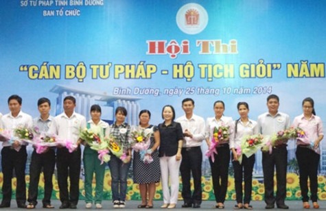 Hội thi “Cán bộ Tư pháp - Hộ tịch giỏi” năm 2014