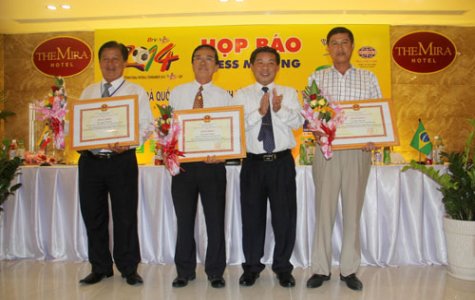 Giải bóng đá quốc tế Truyền hình Bình Dương – BTV Number One Cup 2014: 8 đội bóng trong nước và quốc tế tranh tài