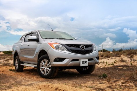 Mazda BT-50 mới có giá dưới 700 triệu