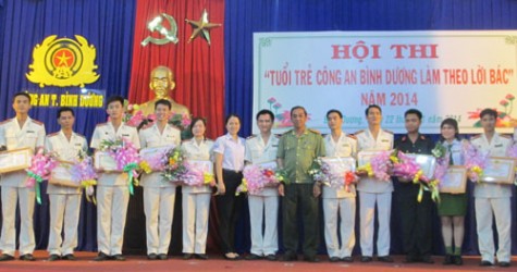 Hội thi “Tuổi trẻ Công an Bình Dương làm theo lời Bác” năm 2014