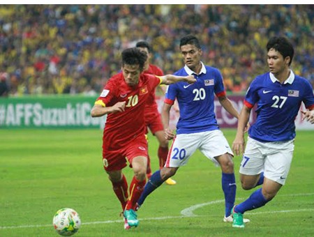 Kết quả bán kết lượt đi AFF Suzuki Cup 2014: Đội tuyển Việt Nam thắng thuyết phục trên sân khách