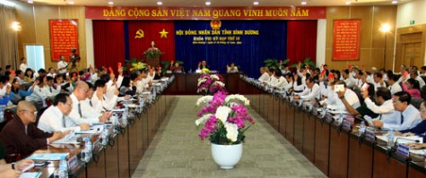 Khai mạc kỳ họp thứ 13, HĐND tỉnh khóa VIII