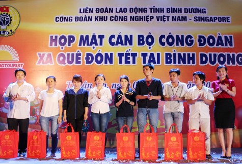 Họp mặt cán bộ công đoàn xa quê đón tết tại Bình Dương