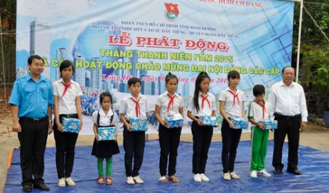 TP.Thủ Dầu Một, Công ty TNHH MTV Cao su Dầu Tiếng: Khởi động Tháng Thanh niên năm 2015