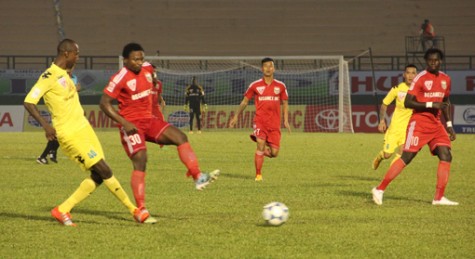 Đấu muộn vòng 11 V-LEAGUE 2015, B.BD - Hải Phòng: B.BD thắng và gia tăng khoảng cách?