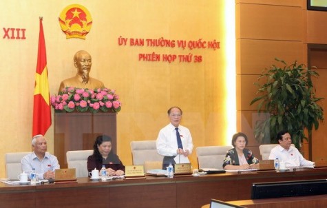 Khai mạc Phiên họp thứ 38 Ủy ban Thường vụ Quốc hội khóa XIII